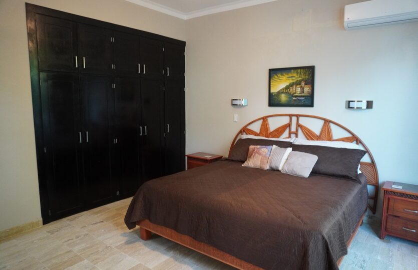 2 Bedroom Grand Laguana Condo