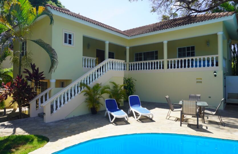 Residential Hispaniola Villa Under 300k